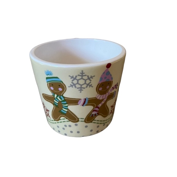 World Market Winter Ginger Bread Person Mug Scarves and Snowflakes - Picture 4 of 7